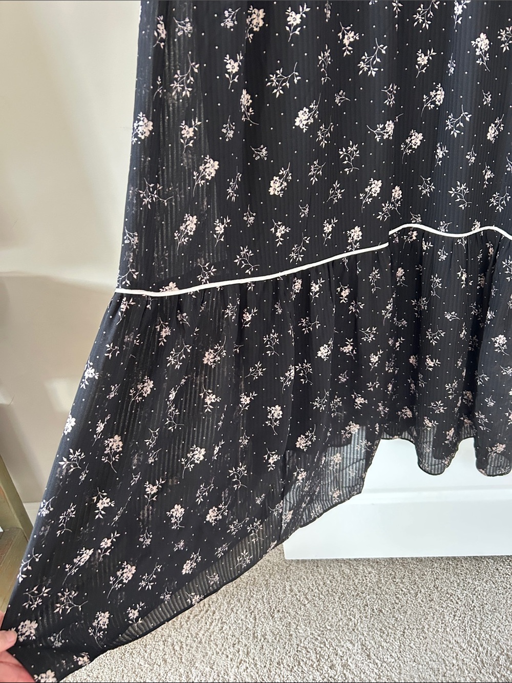 Anthro Gal Meets Glam Maxi Dress Sz 2 w MEASUREMENTS Floral Print V-Neck Black - Picture 5 of 13